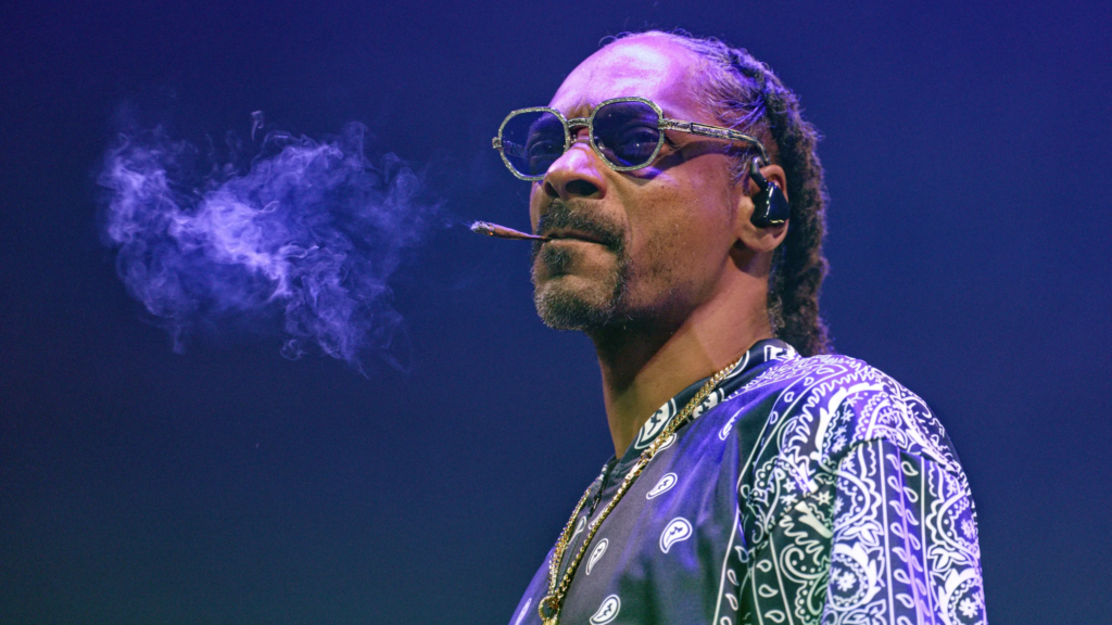 Snoop Dogg and Master P have made serious charges against Walmart and Post Consumer Brands, a cereal producer.